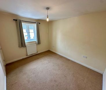 4 bedroom detached house to rent - Photo 6