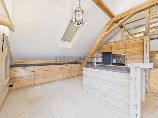 Newly renovated 4.5-room penthouse apartment in Oberdiessbach - Foto 1