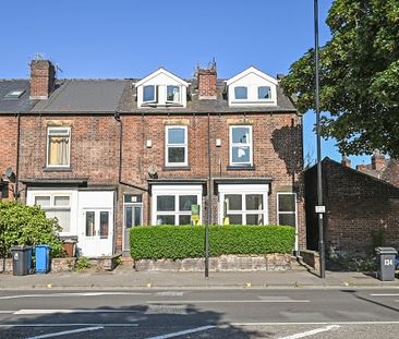 Spacious 5-Bed Student House - Photo 2