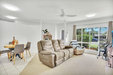 Solid Three Bedroom Home - Photo 2