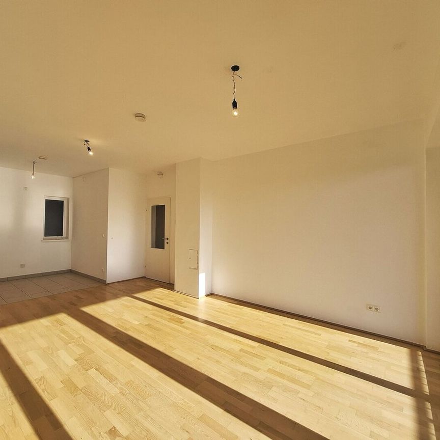 Helle 2-Zimmer-Wohnung mit Loggia in Mitten von Pöchlarn - Foto 1