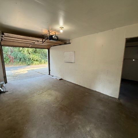 Spacious 4-Bedroom Home for Rent - Photo 1
