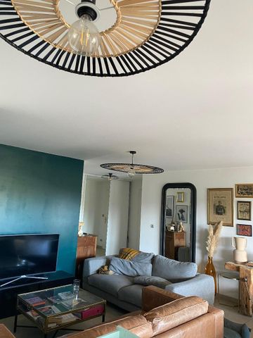 Location Appartement 3 pièces 74m² GUILHERAND GRANGES 07500 - Photo 3