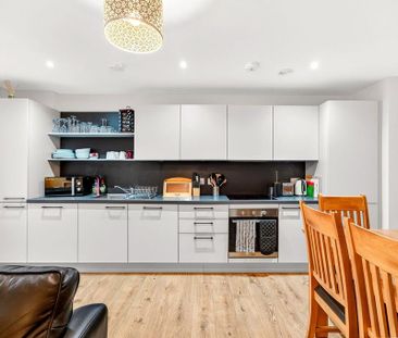 2 bedroom apartment to rent - Photo 2