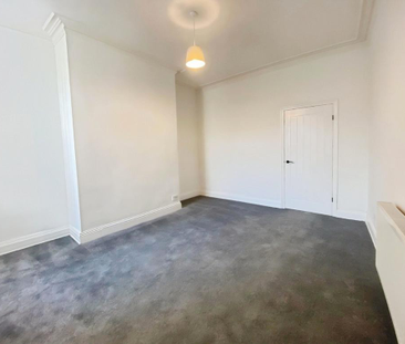 2 bedroom semi-detached house to rent - Photo 5