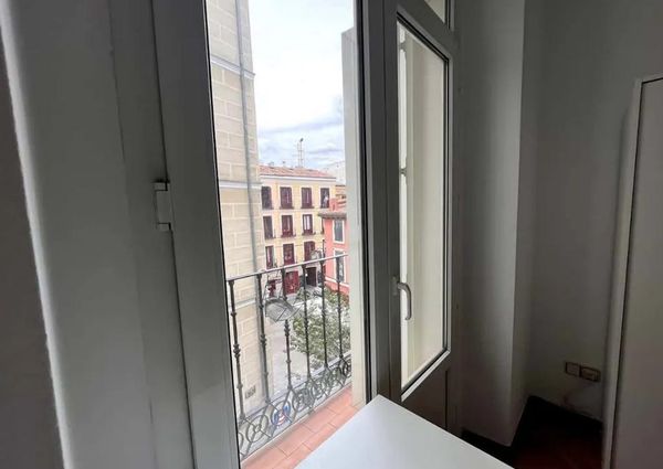 Calle de Grafal, Madrid, Community of Madrid 28005