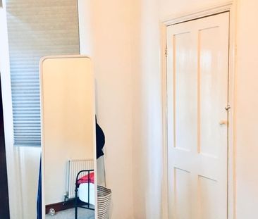 1 Bed Flat, Greyhound Road, N17 - Photo 4