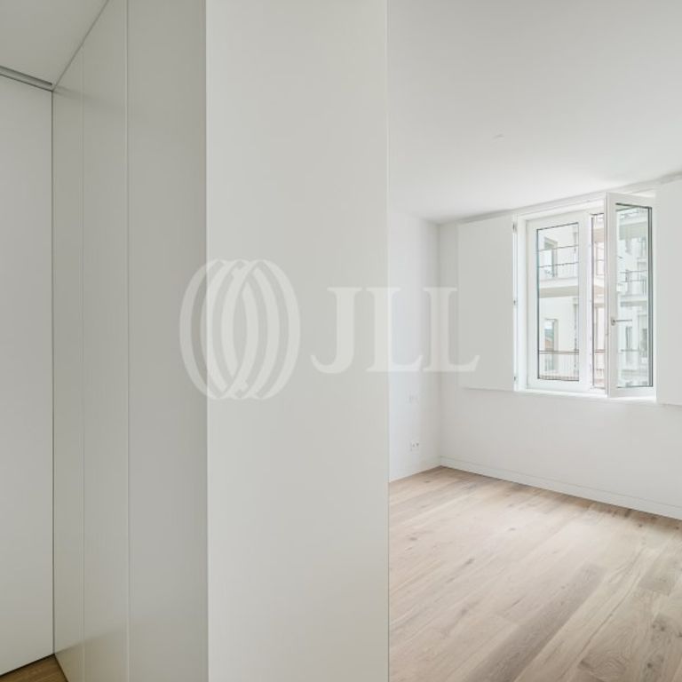 2 bedroom luxury Apartment for rent in Infante Santo (Prazeres), Lisbon - Photo 1