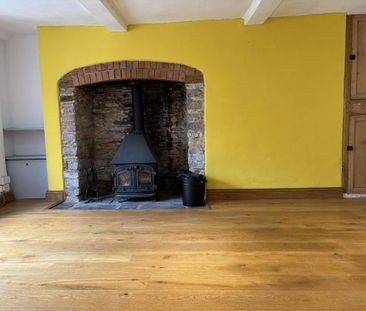 2 bedroom cottage to rent - Photo 2
