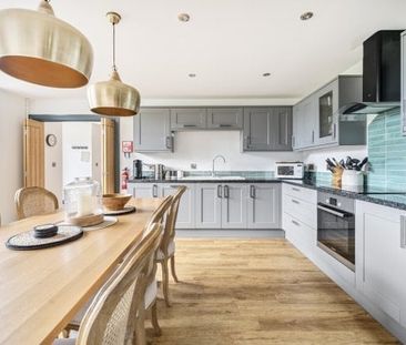 Feock, Truro, TR3 - Photo 3