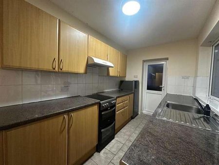 Victoria Road, Crosby, L23 - Photo 3