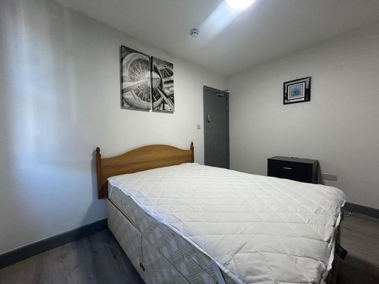 1 bedroom house of multiple occupation to rent - Photo 1