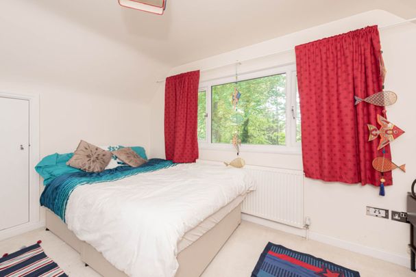 Milburn Walk - Photo 1