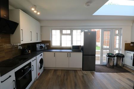 6 bedroom house share to rent - Photo 4