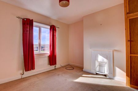 5 bedroom semi-detached house to rent - Photo 5