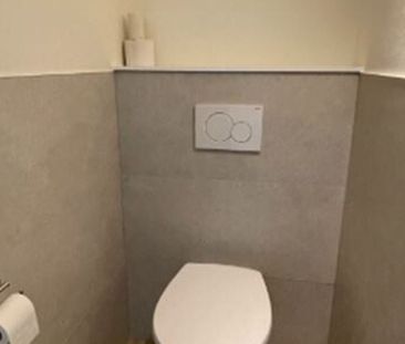 Appartement te huur in Kortrijk voor € 680 met 1 slaapkamer - Foto 2