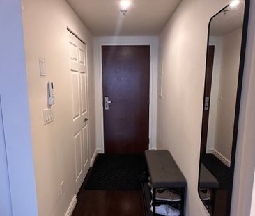 400 Rue Sherbrooke O., Montréal (Ville-Marie), QC H3A - Photo 2