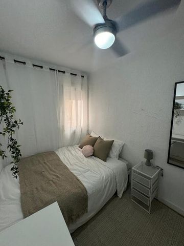 Carrer de Juan Castelló, Valencia, Valencian Community 46009 - Photo 5