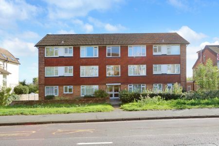 Hook Road, Surbiton, KT6 - Photo 4