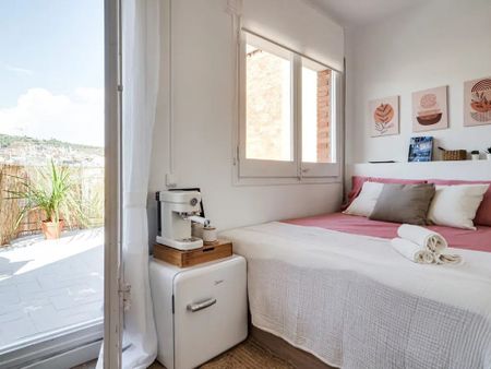 Passeig de Valldaura, Barcelona, Catalonia 08016 - Photo 3