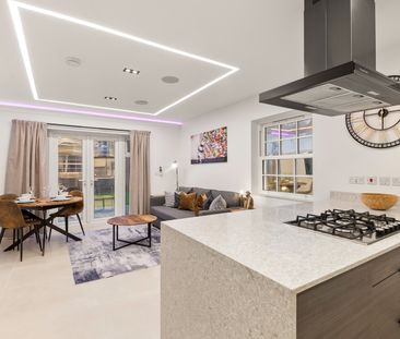 4 Bed Detached House, Fatherson Road, RG1 - Photo 2