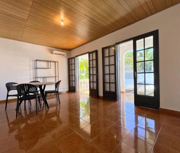Location Maison 5 pièces 86m² ST PIERRE 97410 - Photo 1