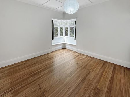 Well renovated 3 bedroom sanctuary - Photo 4