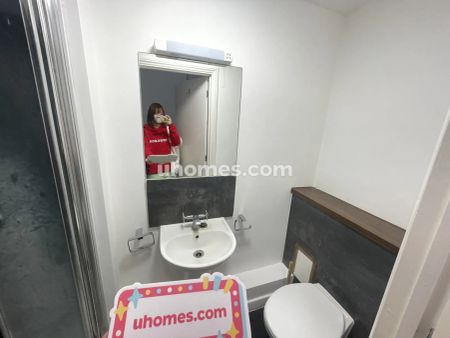 Gold Ensuite Room - Photo 4