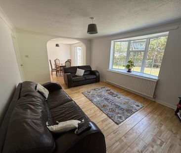 4 bedroom detached house to rent - Photo 1