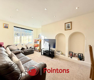 3 bedroom end of terrace house to rent - Photo 2
