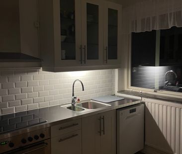 Drottninggatan, Trollhättan - Photo 6