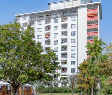 Altersfreundliche 2-Zimmer-Wohnung mit Balkon - Foto 2