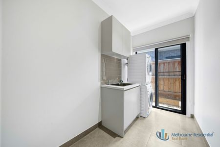 9 Dewberry St, Manor Lakes VIC 3024 - House For Rent | Domain - Photo 4