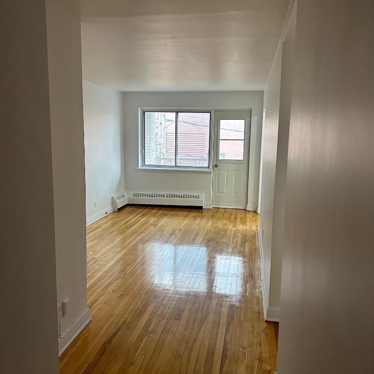 Grand 3 1/2 rénové Cote des Neiges - Photo 1