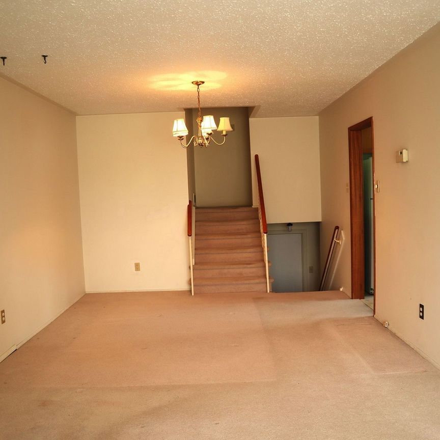 For Lease - 11 Ascot Avenue, Brampton, Ontario - Photo 1