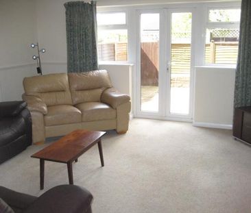 3 bedroom terraced house to rent - Photo 5