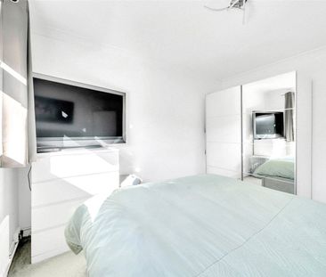 Three Corners, Bexleyheath, Kent, DA7 6HF - Photo 6