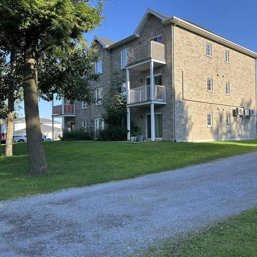 4 1/2 - 4745 COTE-ROSEMONT, Trois-Rivieres - Photo 1