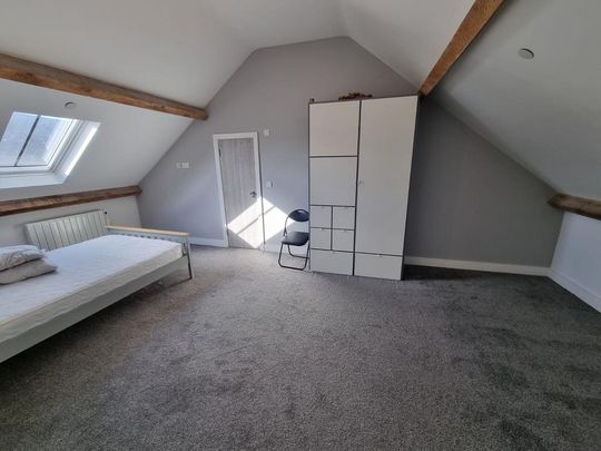 3 bedroom flat to rent - Photo 1