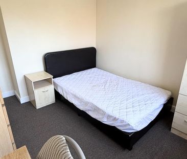 1 bedroom semi-detached house to rent - Photo 3