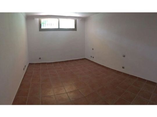 Luxury Semidetached House for rent in Marbella, Spain - Photo 1