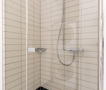 Moderne 4.5-Zimmer Neubauwohnung - Photo 5