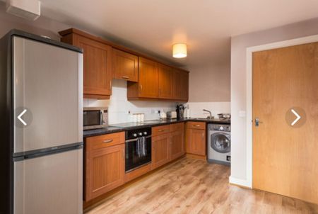 Bolton House, Lawrence Street - P10591 - Photo 4