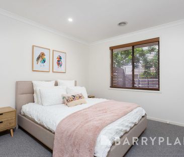 Stunning Family Living Opposite Parklands in Prime Point Cook Location - Photo 4