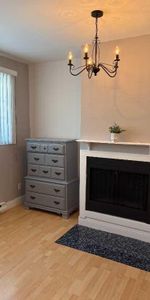 Beau 2 1/ 2 semi meublé - Photo 3