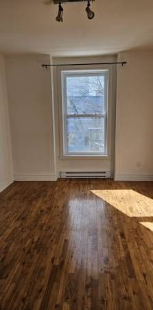 🏡 Grand 4 ½ à Louer – Plateau, Montréal 🏡 - Photo 1