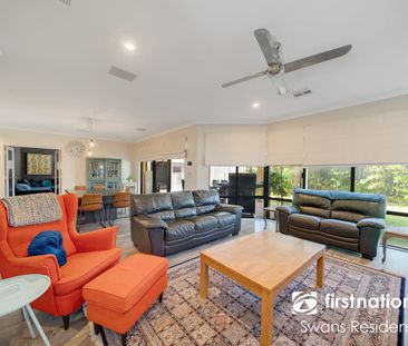 Exceptional Beauty - A Standout Pool Home in Aveley!! - Photo 4