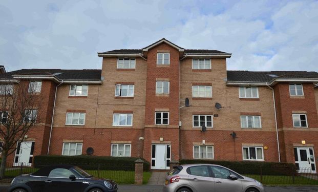 2 bedroom flat to rent - Photo 1