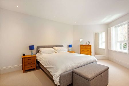 Four bedroom home built by award-winning Alfred Homes. - Photo 4