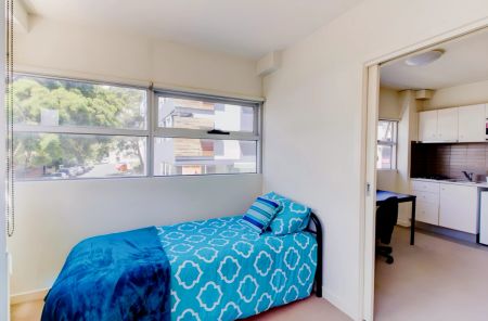 51 Garden Street, Melbourne - Photo 2